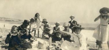 吃瓜的群众岱岱百家号,揭秘娱乐圈那些吃瓜群众的趣味生活